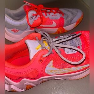 Nike Giannis Immortality 2 in Oxygen Purple Hot Punch